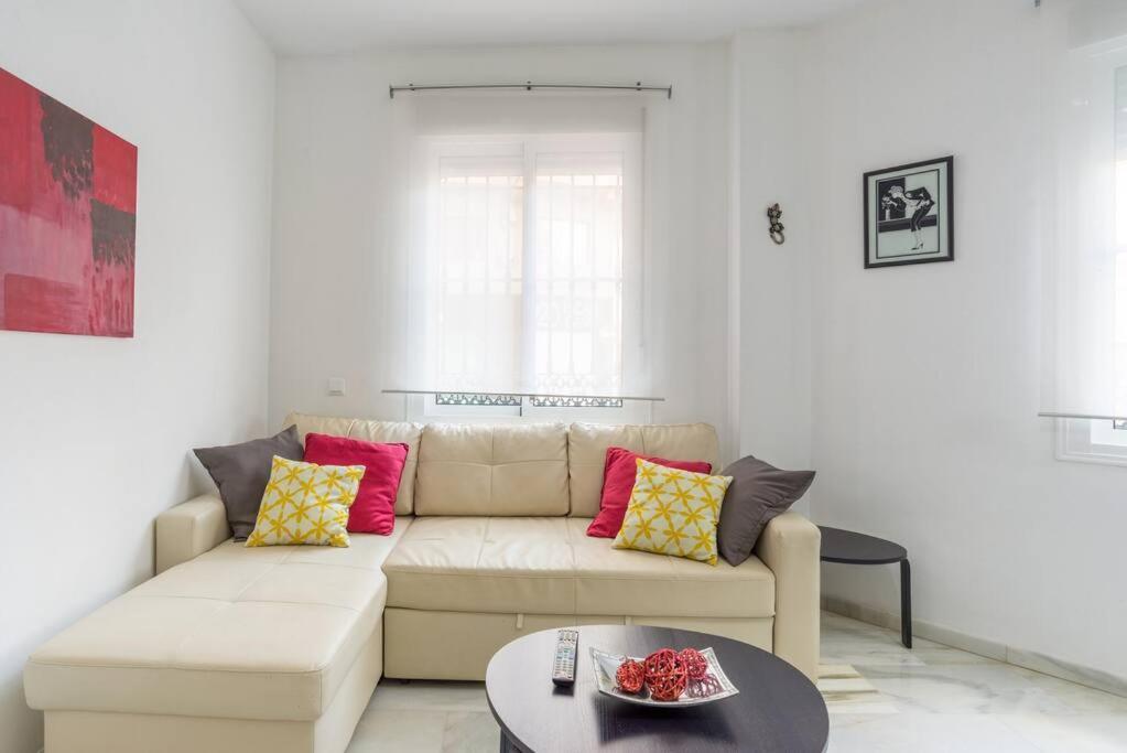 Bright, Quiet And Nice Ground Floor In The Center Málaga Eksteriør bilde