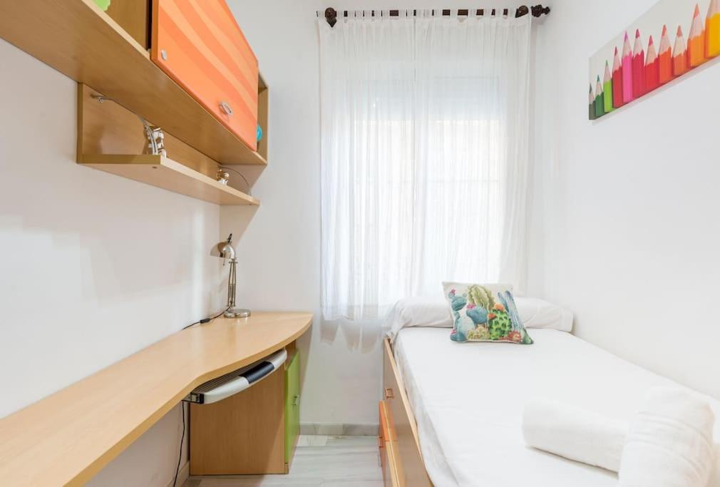 Bright, Quiet And Nice Ground Floor In The Center Málaga Eksteriør bilde